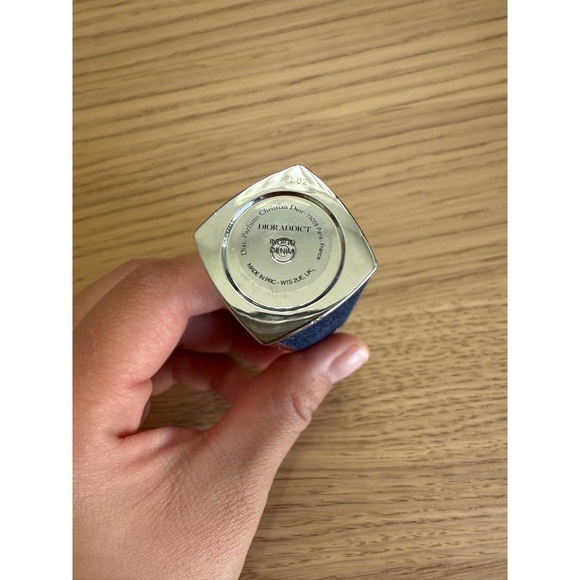 Dior Addict Hydrating Shine Lipstick Refill with Case in Indigo Denim - Picture 4 of 4